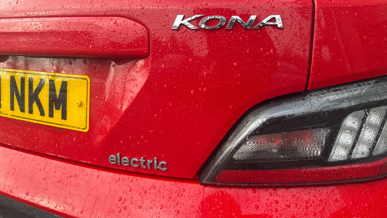 Hyundai KONA 150kW Ultimate 64kWh 5dr Auto Electric Hatchback